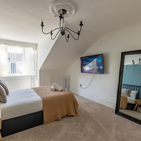 Spacious 3 Bedroom Home In Glasgow - Free Parking Εξωτερικό φωτογραφία