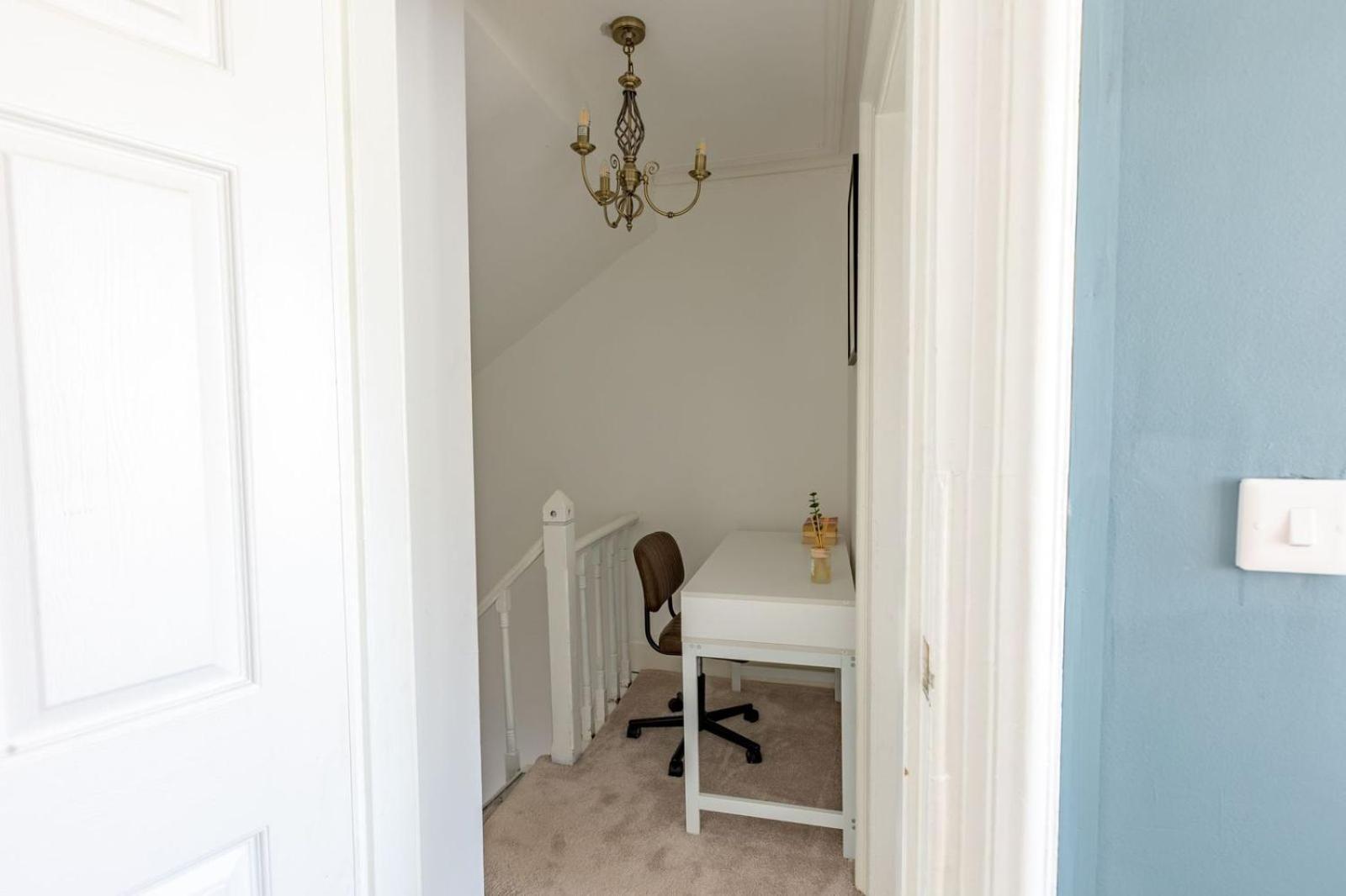 Spacious 3 Bedroom Home In Glasgow - Free Parking Εξωτερικό φωτογραφία
